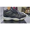 Image 2 : NIKE AIR JORDAN 11 RETRO LOW SHOES SIZE 12