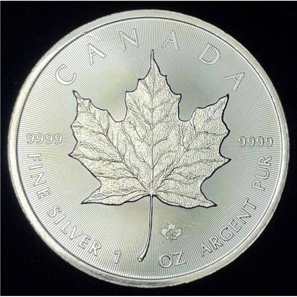 2014 Canada $5 Maple Leaf 1 ozt .9999 Silver