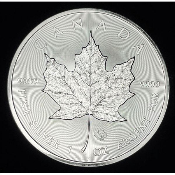 2014 Canada $5 Maple Leaf 1 ozt .9999 Silver