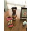 Image 5 : Raku Cat Wall Decor, Burgundy Bud Vase, Little Gem Match Holder, 2 Ceramic Eggs, 2 Keystone Ceramic 