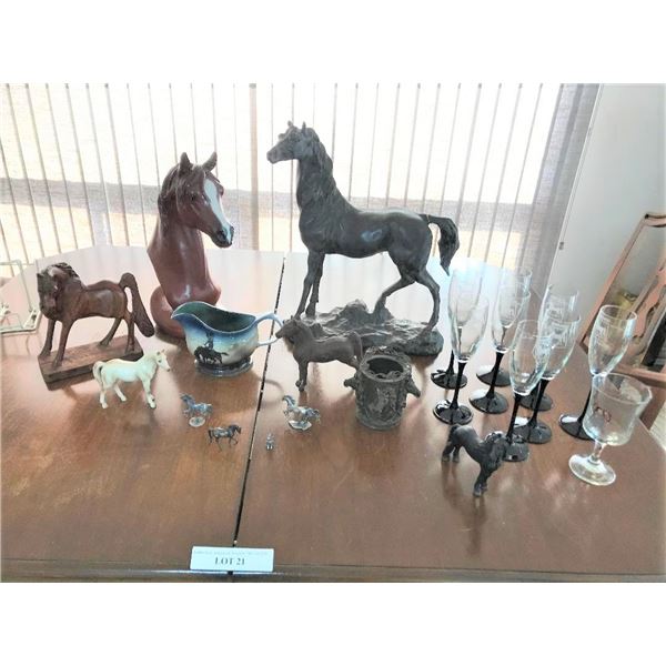 Selection of Decorative Horse Decor – Ceramic/Wood/Metal, Cowboy Gravy Boat, Embosses Horse Champagn
