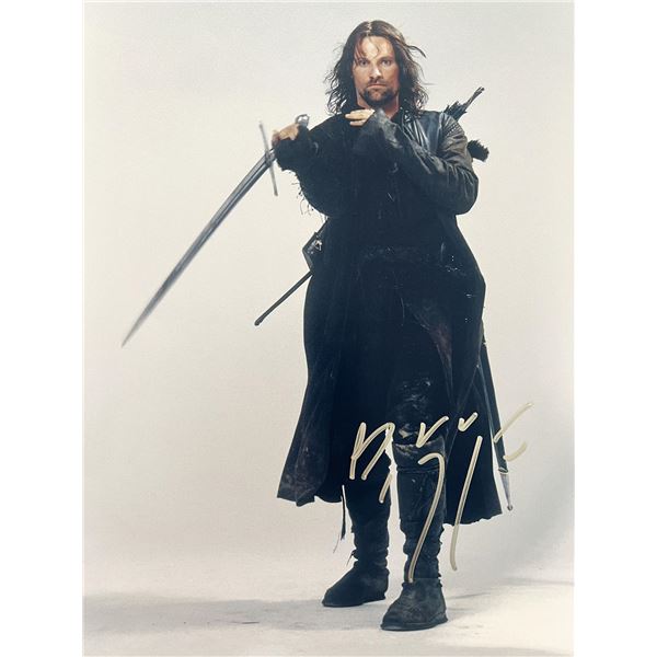 The Lord of the Rings Viggo Mortensen signed movie photo