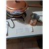 Image 2 : Copperware Fondue Pot & Copper Sauce Vessel with Electric Fondue Pot
