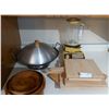 Image 1 : Waring Blender Nova 1 Series, Cutting Boards, Wok & Wooden Bowls