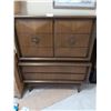 Image 1 : Beautiful Wood Dresser