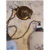Image 3 : Vintage Painted Double Hanging Glass Light