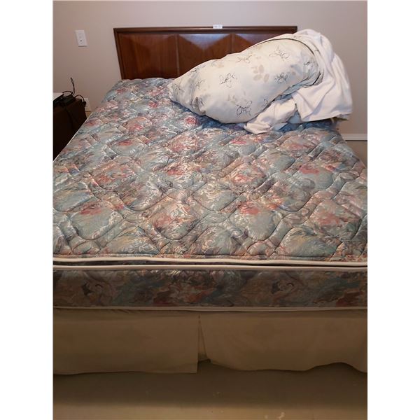 Queen Size Bed With Frame & Headboard
