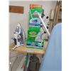 Image 2 : Bissell Steamer With Swiffer Mop & Ironing board