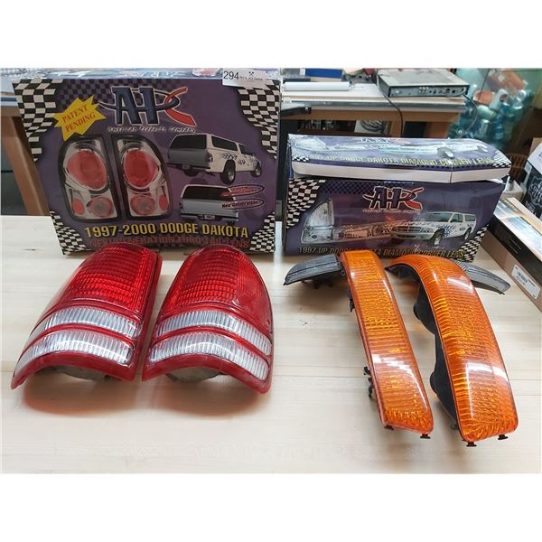1997-2000 Dodge Dakota Tail Lens & Corner Lens