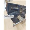 Image 2 : Mastercraft 7" Vise