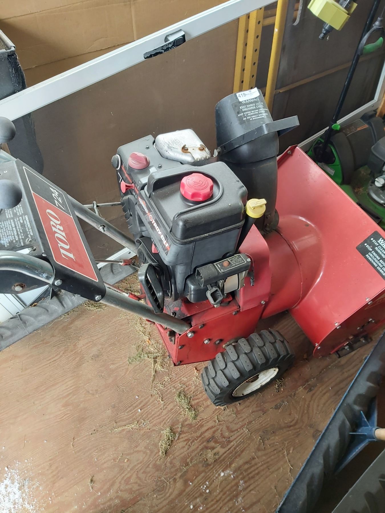 Briggs & Stratton Snow Thrower Family YBSXS.205IHF Beck Auctions Inc.