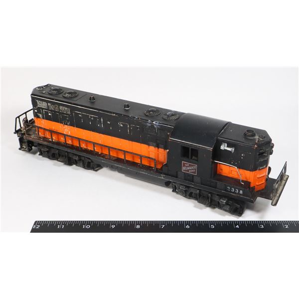LIONEL TRAINS THE MILWAUKEE ROAD 2338 ENGINE