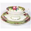 Image 1 : PARAGON TEACUP SAUCER AND DESSERT PLATE TAPESTRY