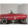 Image 2 : VINTAGE FIRE CHIEF PEDAL CAR
