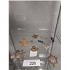 Image 1 : VINTAGE MILITARY MEDALS AND PINS