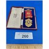 Image 1 : VINTAGE ARMY MEDAL IN BOX