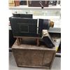 Image 1 : ANTIQUE PHOTO AND ENLARGER