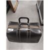Image 1 : VINTAGE DOCTOR'S BAG