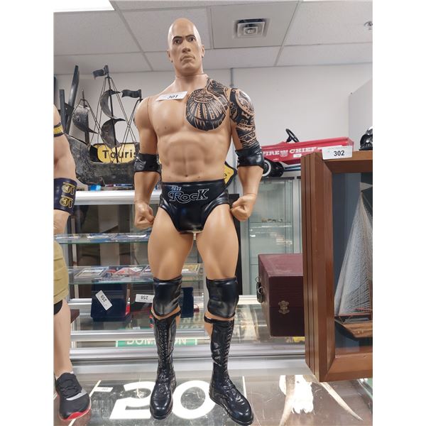 GIANT WRESTLING FIGURE