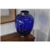 Image 3 : COBALT VASE W/SILVER OVERLAY (13")