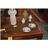 Image 2 : INDO-CHINESE BED (41 1/2" X 77")