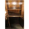 Image 3 : Dresser/bookshelf. (30.25"L x 16"W x 76.25"H)