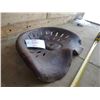 Image 2 : Antique Tractor Seat