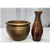 Image 1 : Large pottery planter & wooden decorative vase