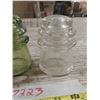 Image 4 : 3 Large Glass Insulators 2 Clear 1 Green