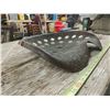Image 2 : Antique Tractor Seat