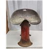 Image 1 : Tin Tractor Seat on Cast Iron Base - Chair 24"Hx16"16"Dx18.5"W