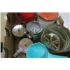 Image 3 : assorted kitchenwares