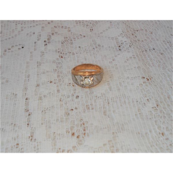 Mens ring marked 14K HGF Weigh 11.7 g