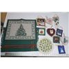 Image 1 : Lot of Christmas Décor Items