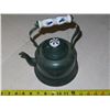 Image 2 : Green Kettle