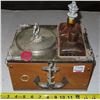 Image 1 : Fisherman's Icebox & 2 alcohol canteens