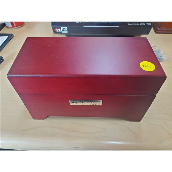 Empty Mahogany Graded Presentation Case