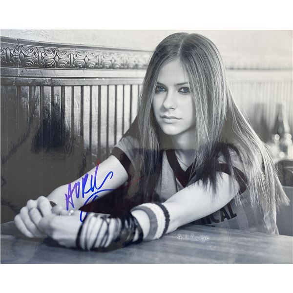 Avril Lavigne signed photo