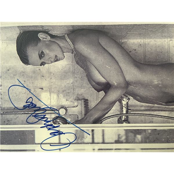 Daphne Deckers signed photo