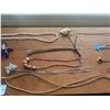 Image 3 : Assortment of Women's Necklaces