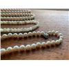 Image 2 : 4 x Pearl-Style Necklaces