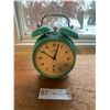 Image 1 : Vintage Seafoam Green Mechanical Alarm Clock