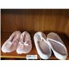 Image 1 : 2 x Pairs of Brand-New Fuzzy Slippers (Size XL)
