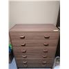 Image 1 : Wooden Chest of Drawers