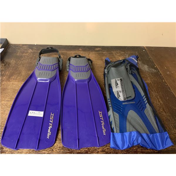 2 x Pairs of Diving Flippers - IST Proflex and SeaDoo