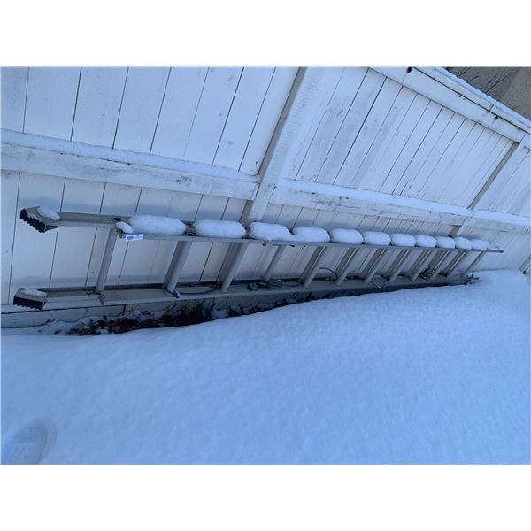 24' Extendable Ladder