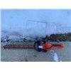 Image 1 : Black and Decker Electric Hedge Trimmer