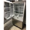 Image 2 : GE STAINLESS STEEL 36" X 27" X 84" H SINGLE DOOR BUILT IN FRIDGE