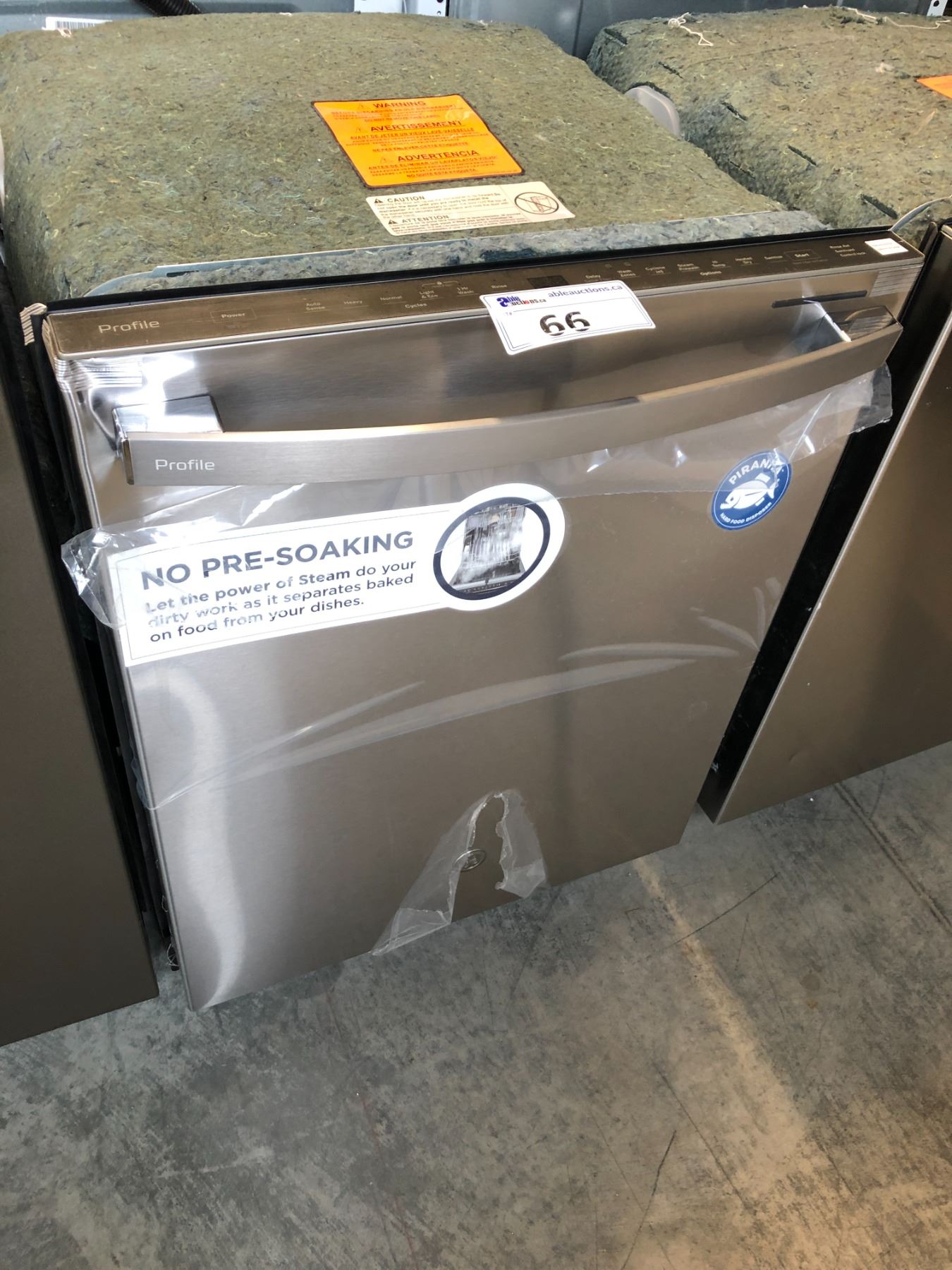GE PROFILE STAINLESS STEEL BUILT IN DISHWASHER MODEL # PBT865SSPFS WITH