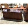 Image 3 : DARK MAPLE 78" X 78" RECEPTION DESK